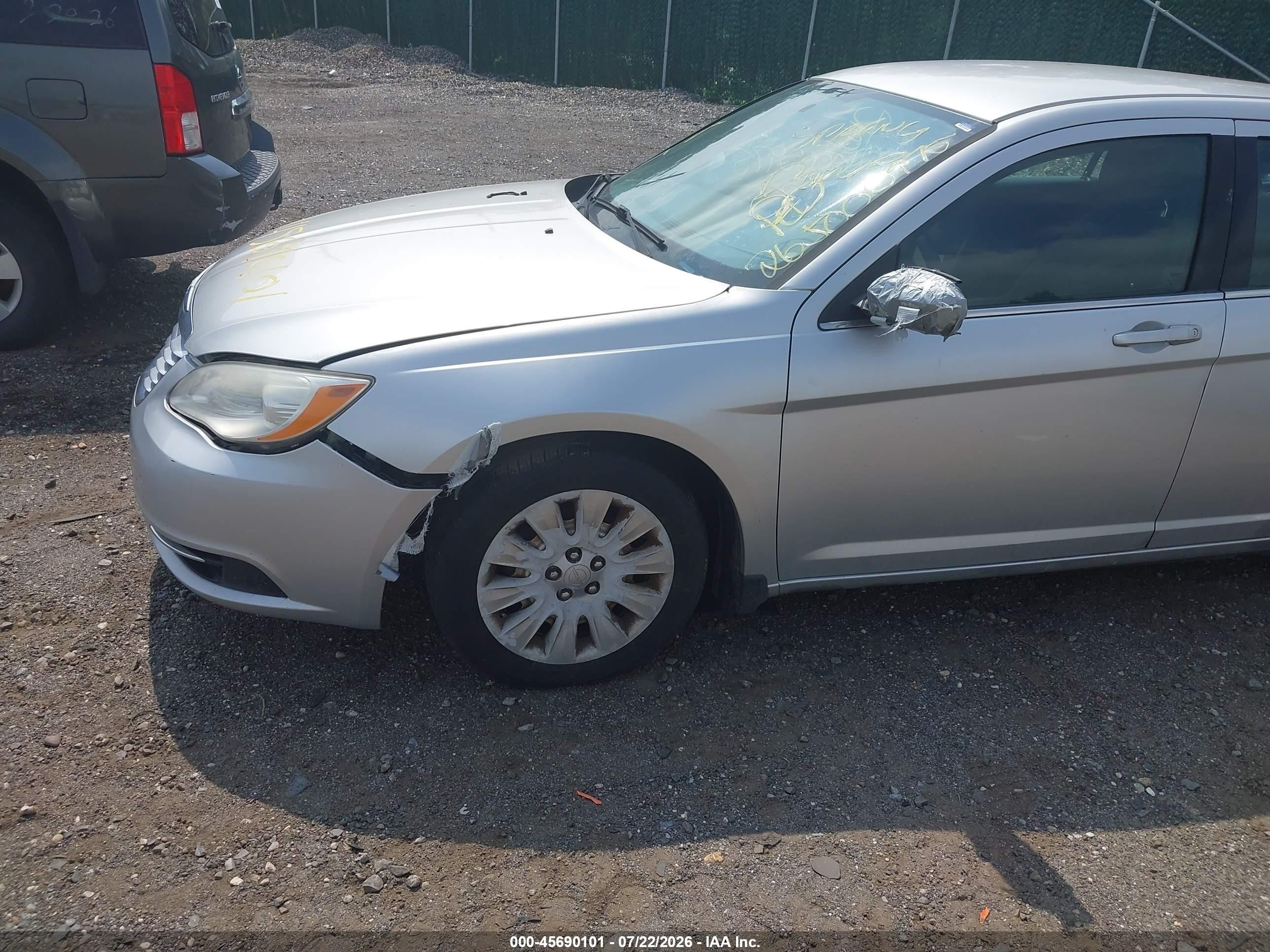 2011 Chrysler 200 Lx Silver vin: 1C3BC4FG5BN530972