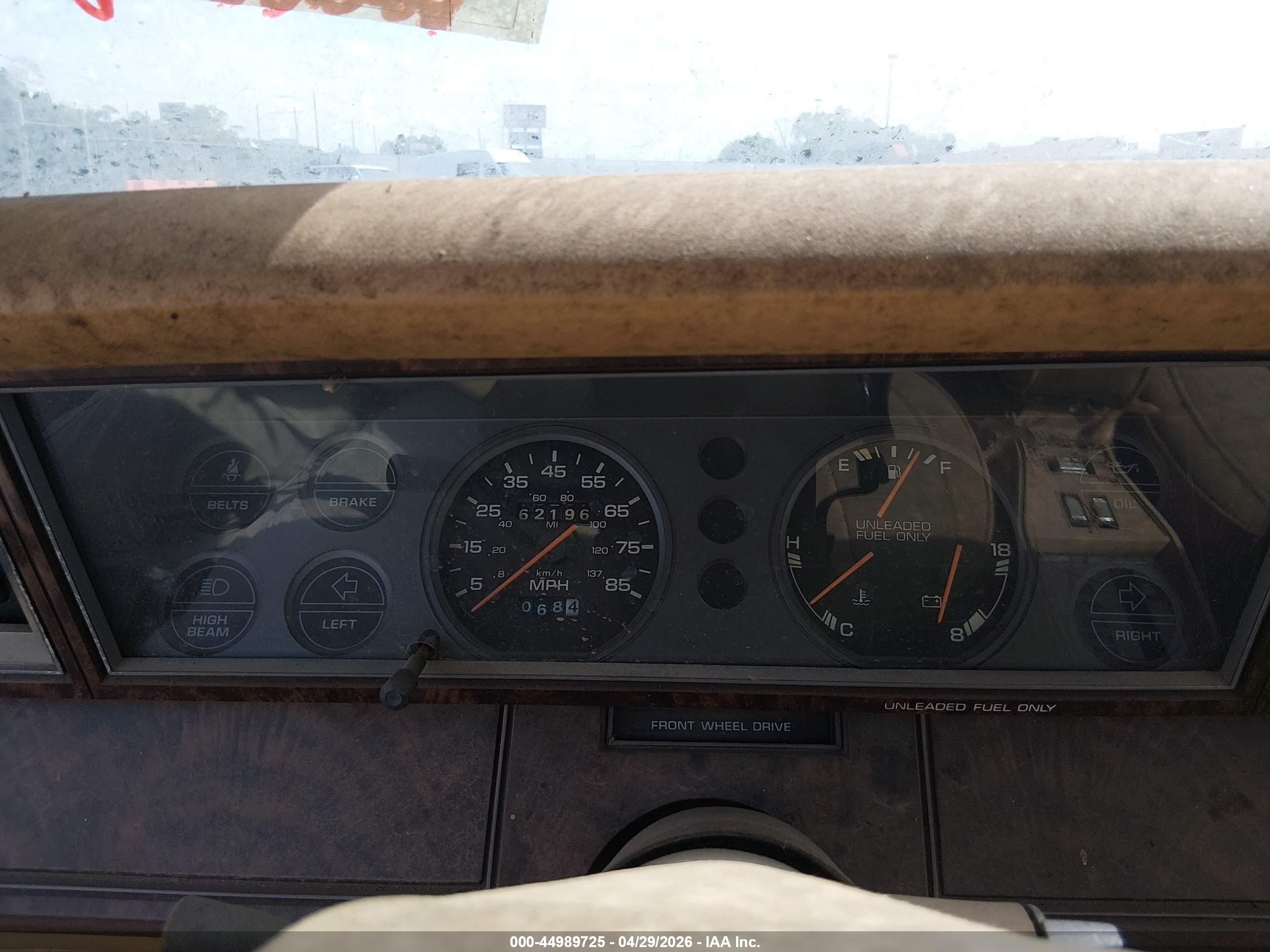 1986 Chrysler Lebaron   Beige vin: 1C3BC55D5GG227358