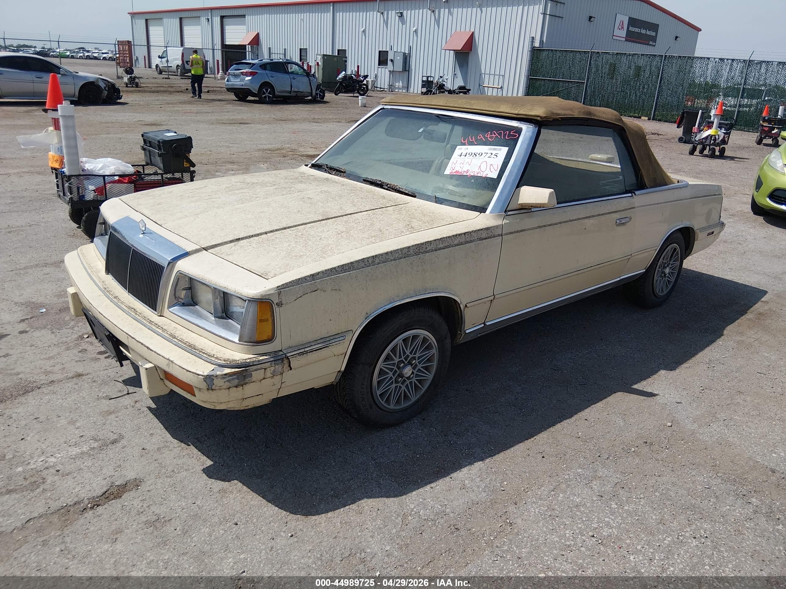 1986 Chrysler Lebaron   Beige vin: 1C3BC55D5GG227358
