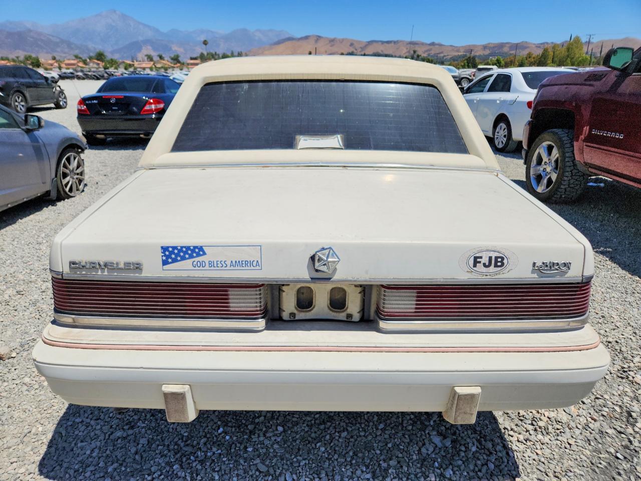 1987 Chrysler Lebaron Белый vin: 1C3BC56D7HF168495