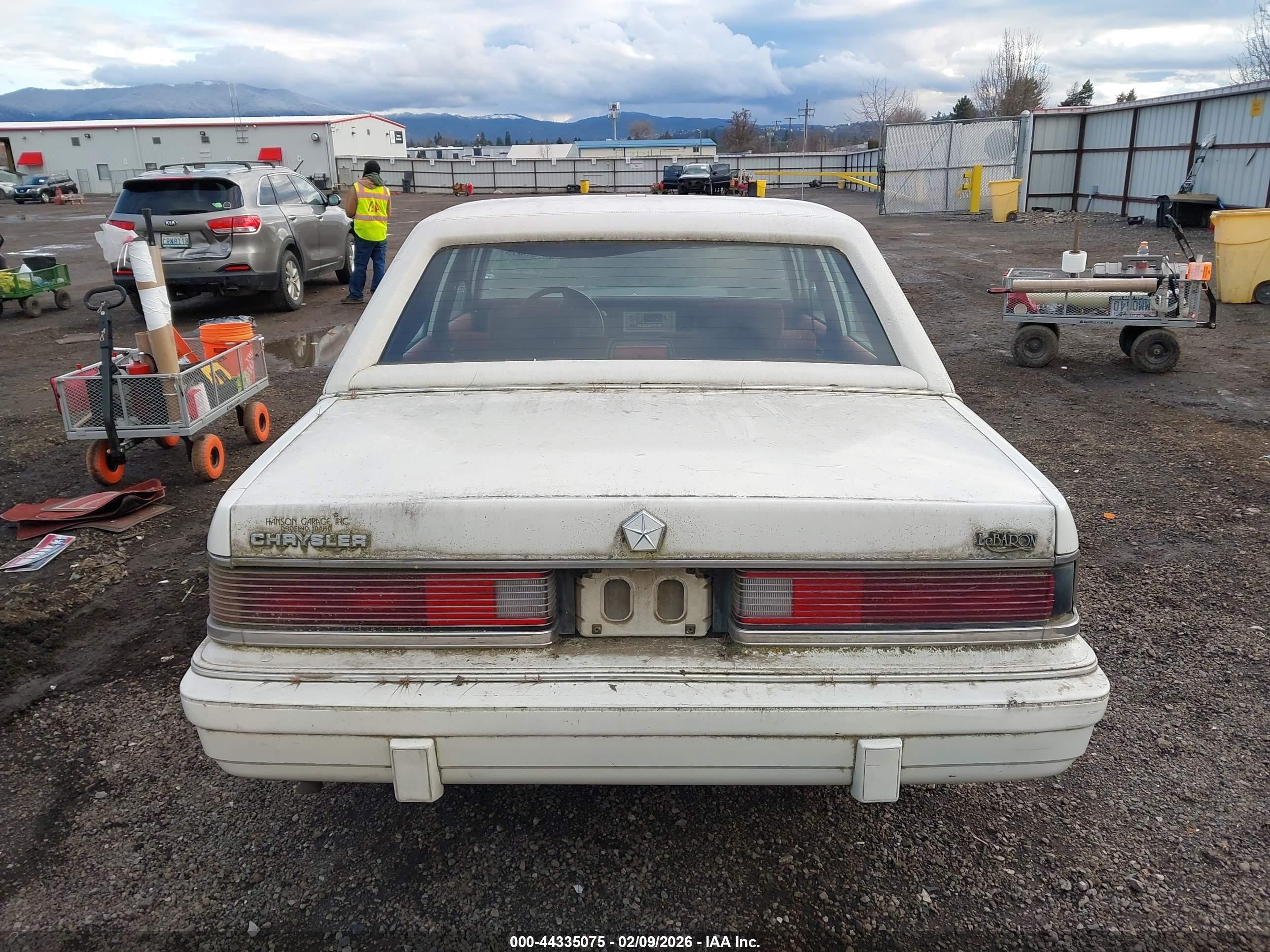 1987 Chrysler Lebaron   Белый vin: 1C3BC56K3HF309657