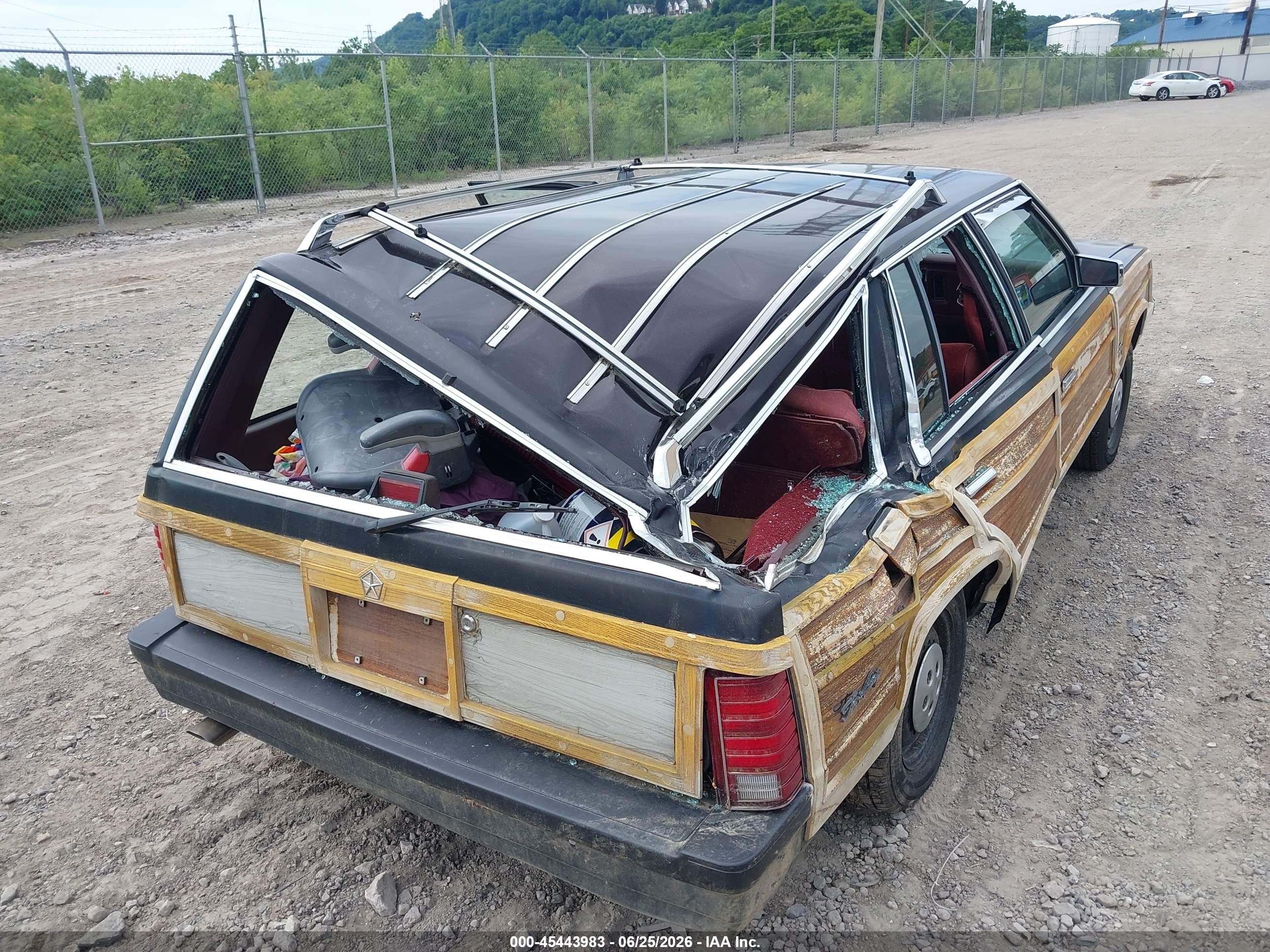 1986 Chrysler Lebaron Town And Country Brown vin: 1C3BC59E4GF104305