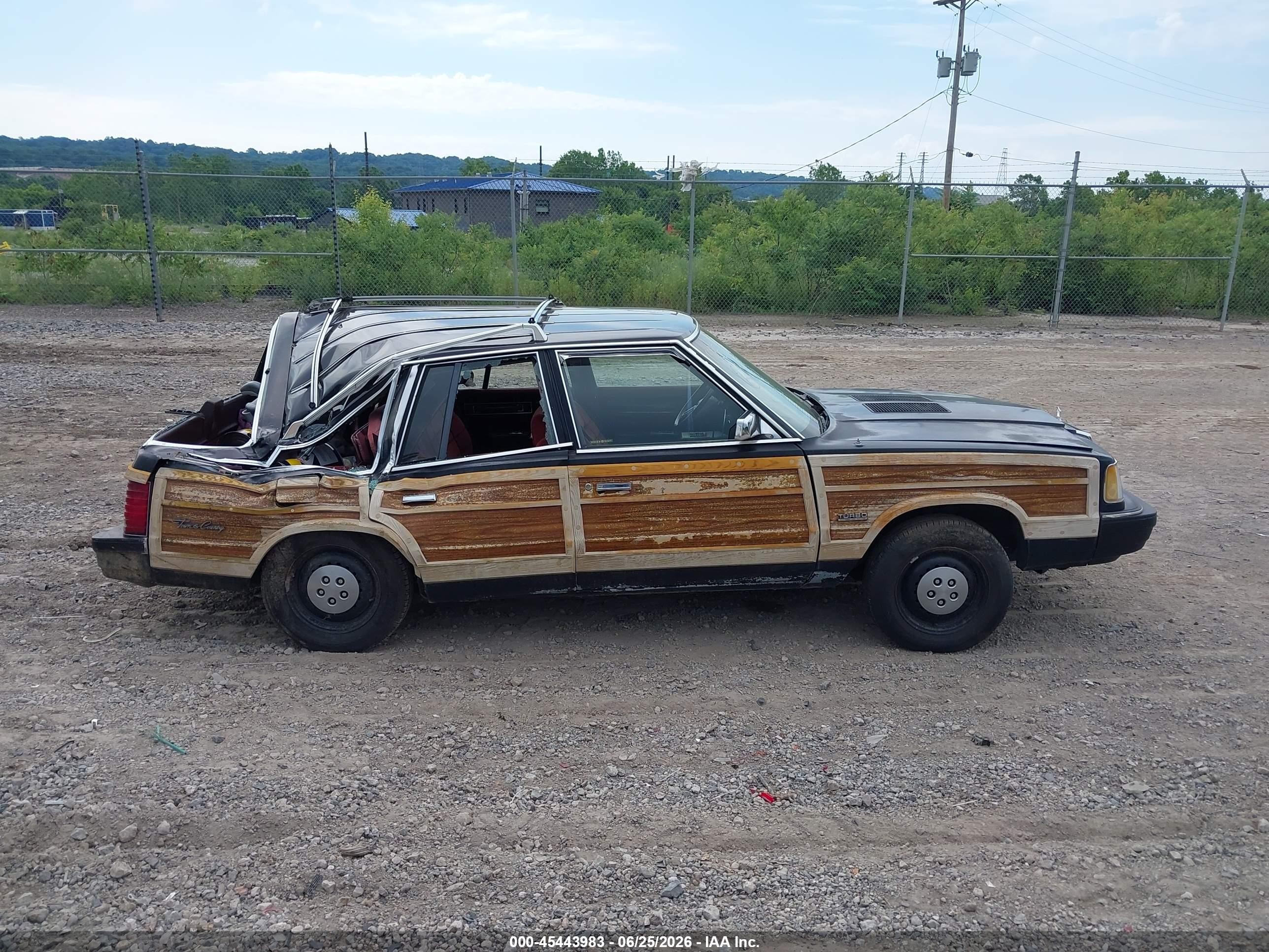 1986 Chrysler Lebaron Town And Country Brown vin: 1C3BC59E4GF104305