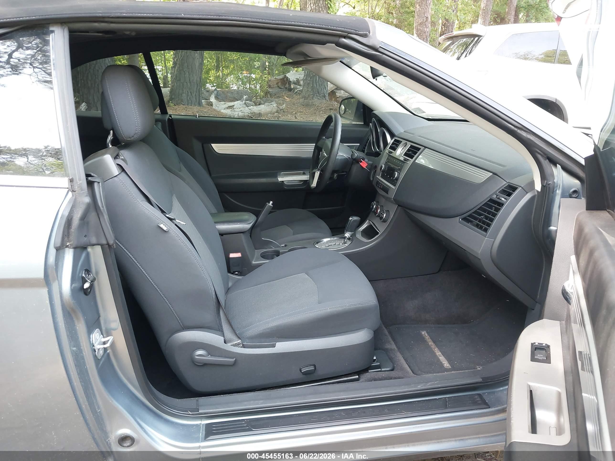 2010 Chrysler Sebring Touring Серый vin: 1C3BC5ED1AN137885