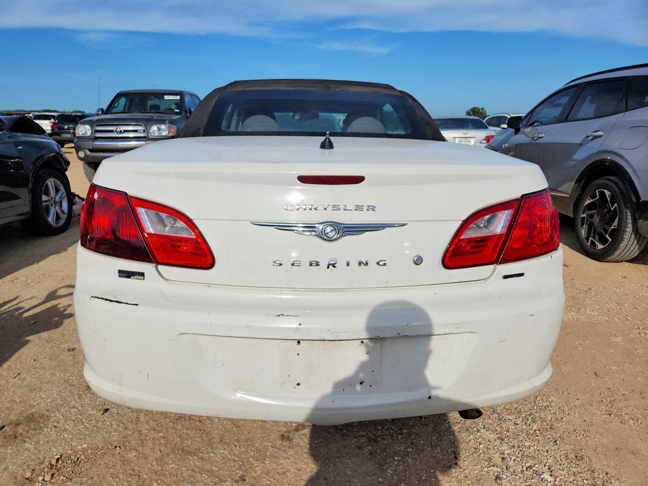 2010 Chrysler Sebring Touring White vin: 1C3BC5ED6AN142676