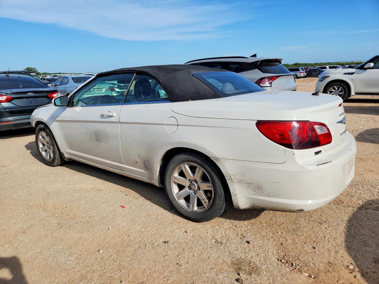 2010 Chrysler Sebring Touring White vin: 1C3BC5ED6AN142676