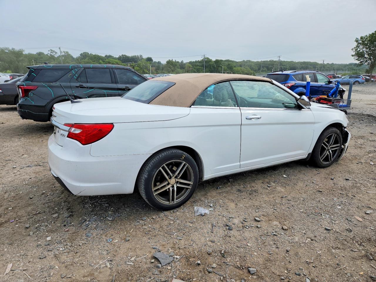 2011 Chrysler 200 Limited White vin: 1C3BC7EG0BN600137