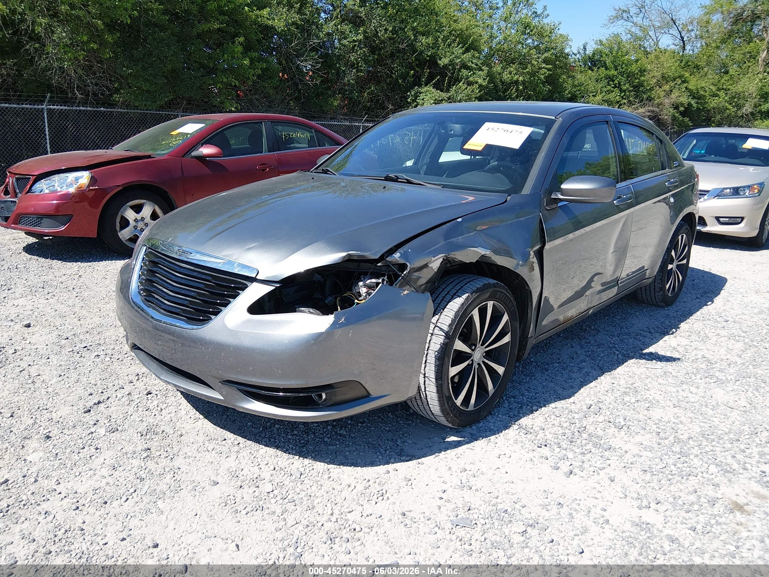 2011 Chrysler 200 S Gray vin: 1C3BC8FG6BN613396