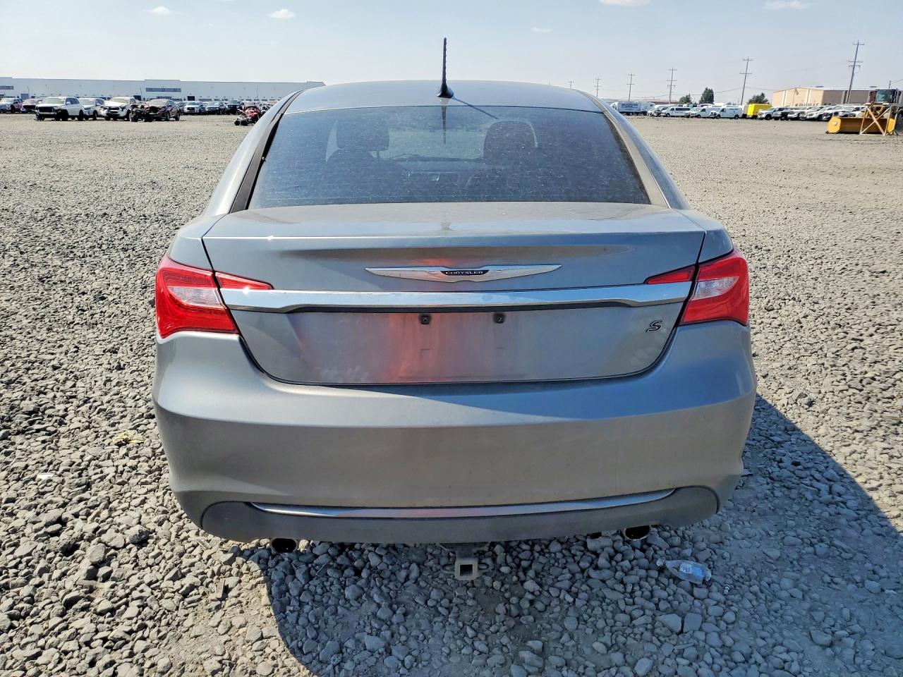 2011 Chrysler 200 S Серый vin: 1C3BC8FG8BN596956