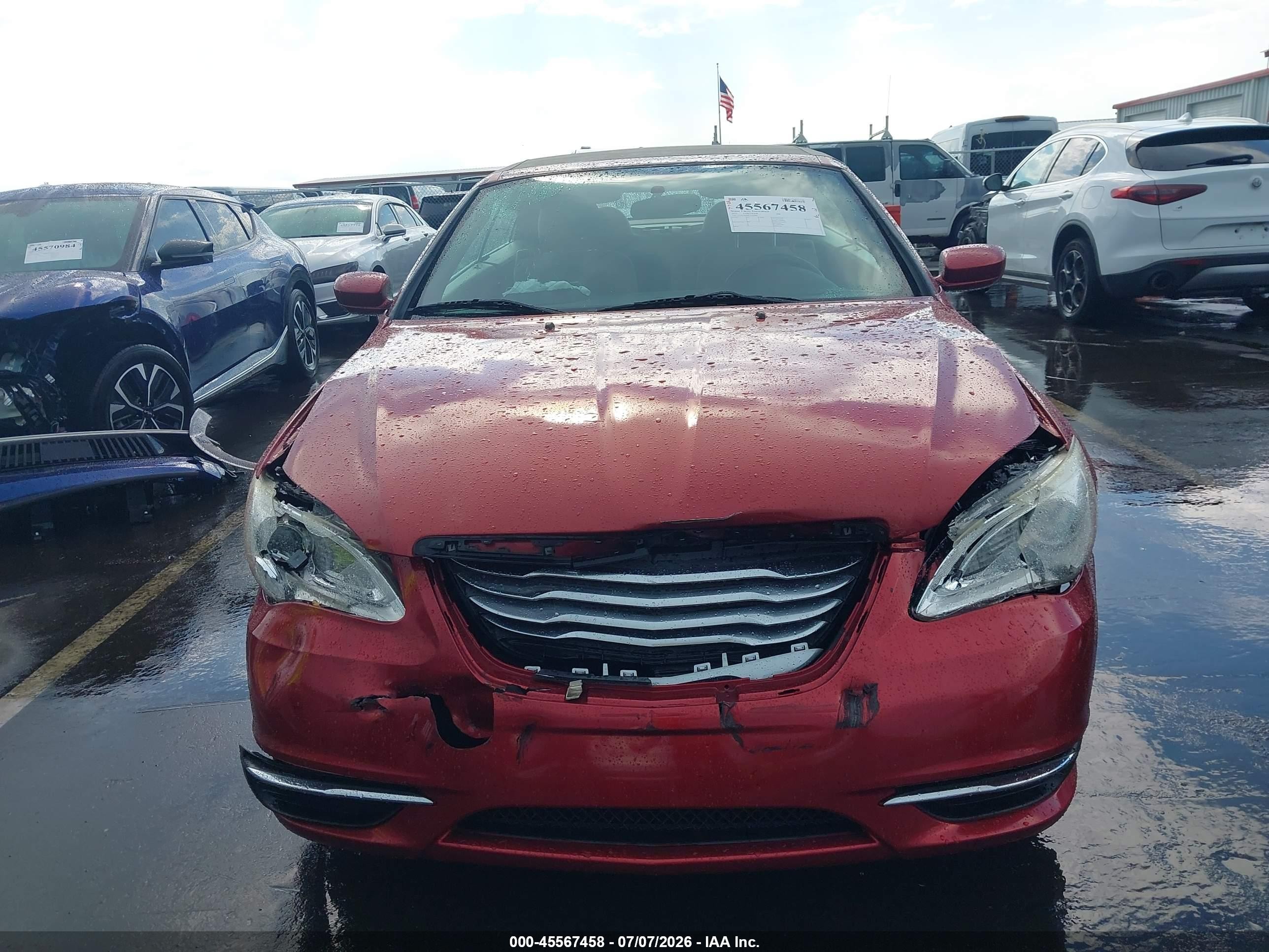 2012 Chrysler 200 Touring Red vin: 1C3BCBEB0CN162891