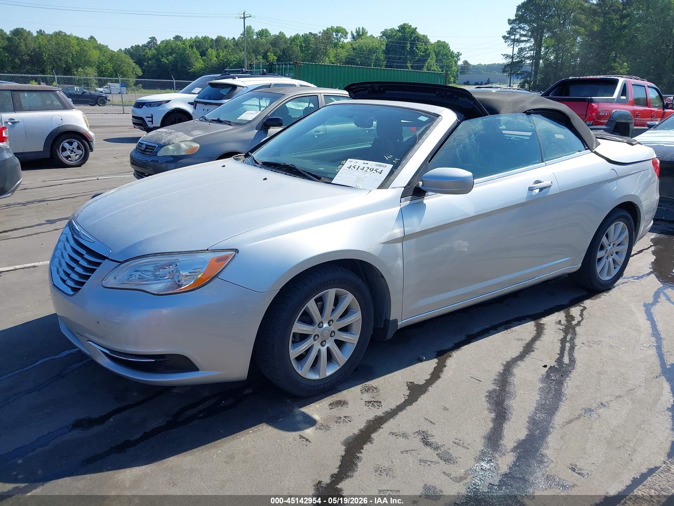 2012 Chrysler 200 Touring Silver vin: 1C3BCBEB0CN229554