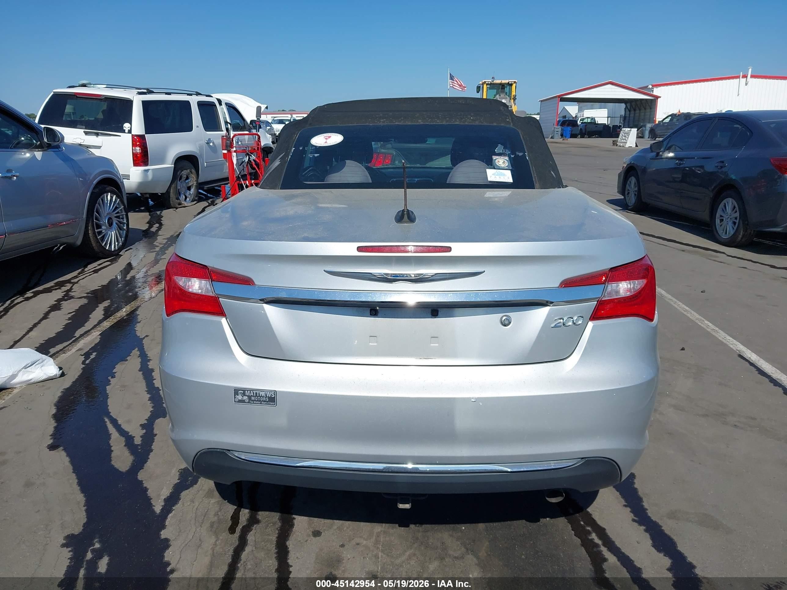 2012 Chrysler 200 Touring Silver vin: 1C3BCBEB0CN229554