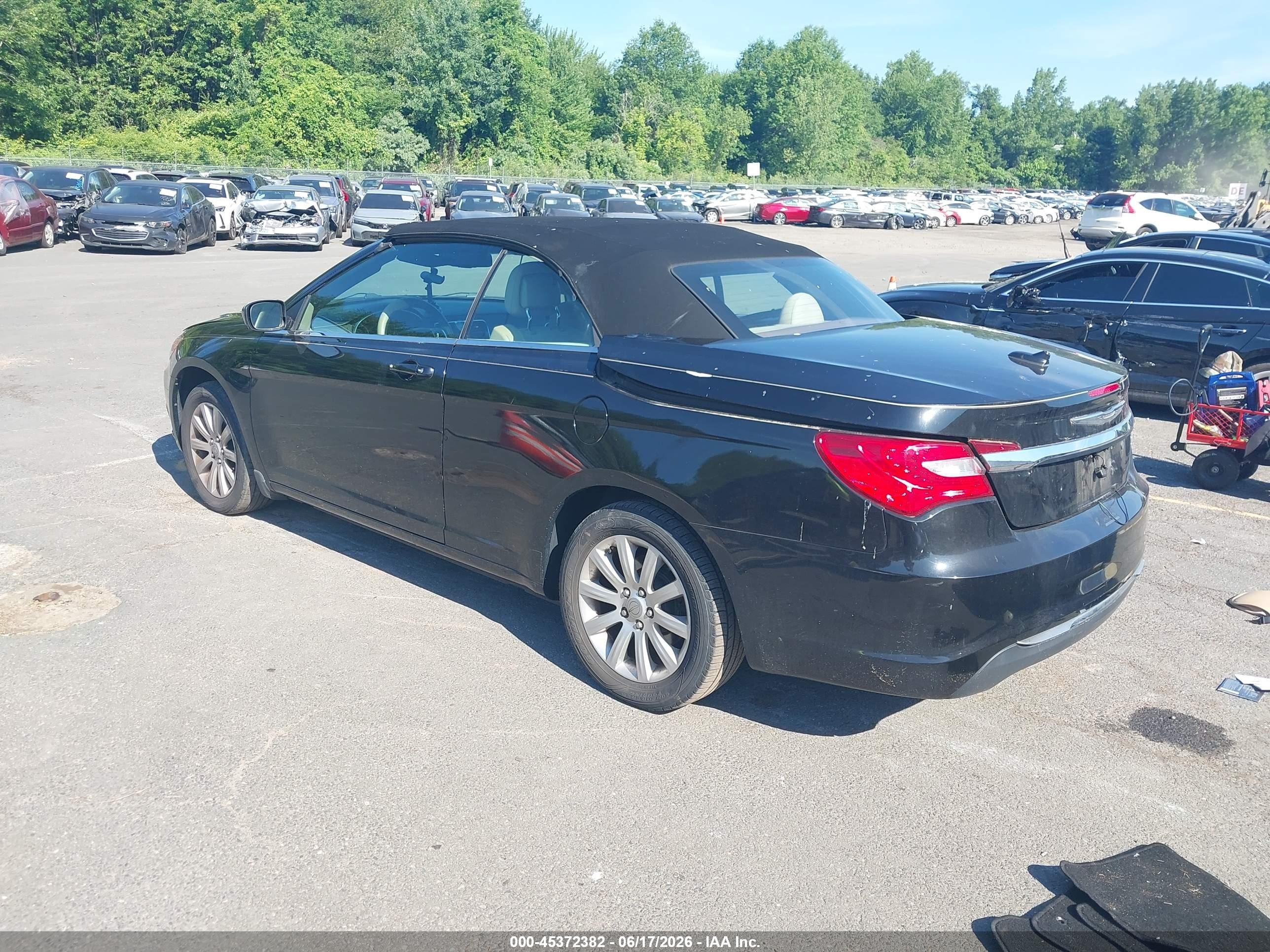 2013 Chrysler 200 Touring Black vin: 1C3BCBEB0DN676841