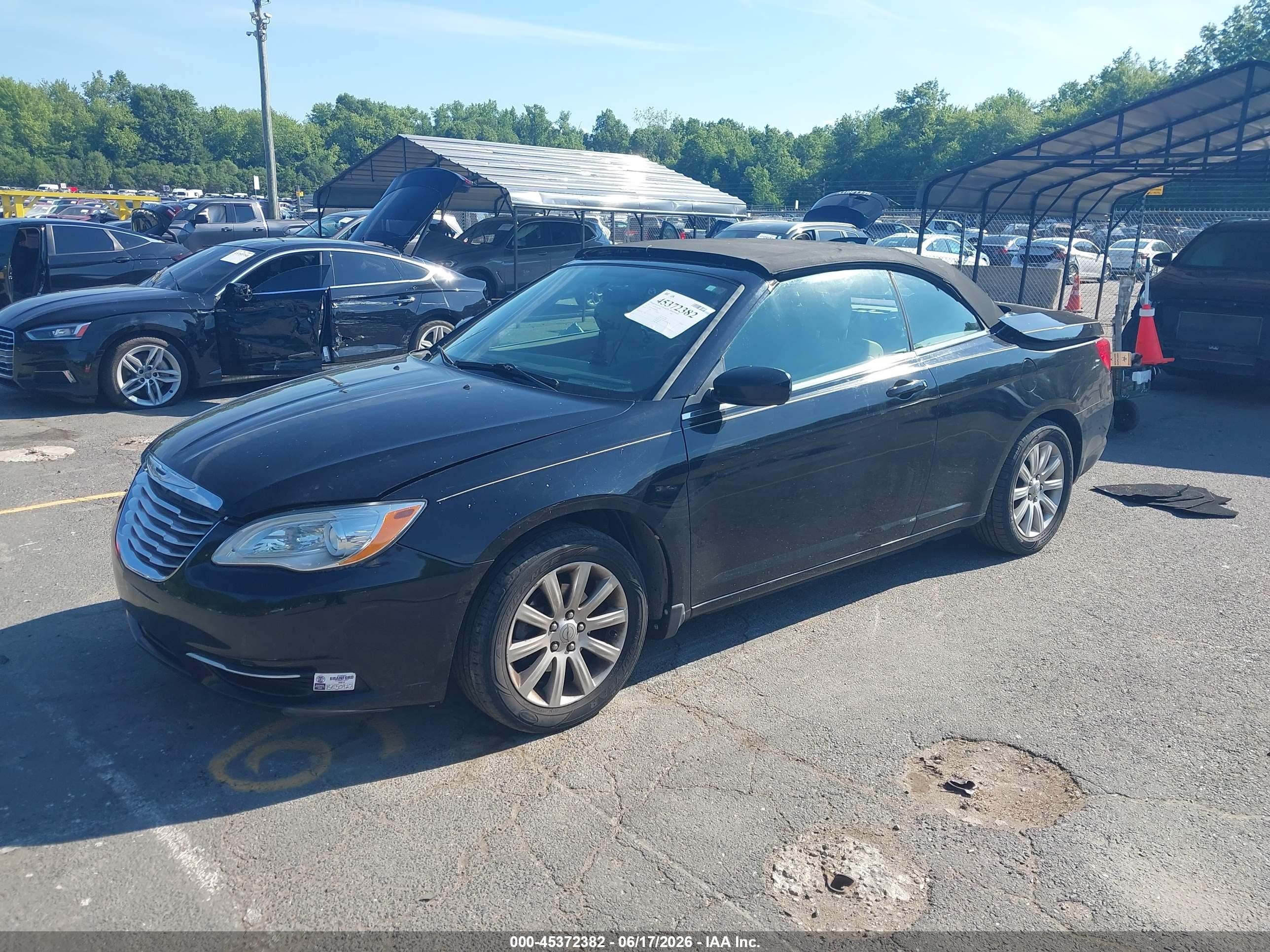 2013 Chrysler 200 Touring Black vin: 1C3BCBEB0DN676841