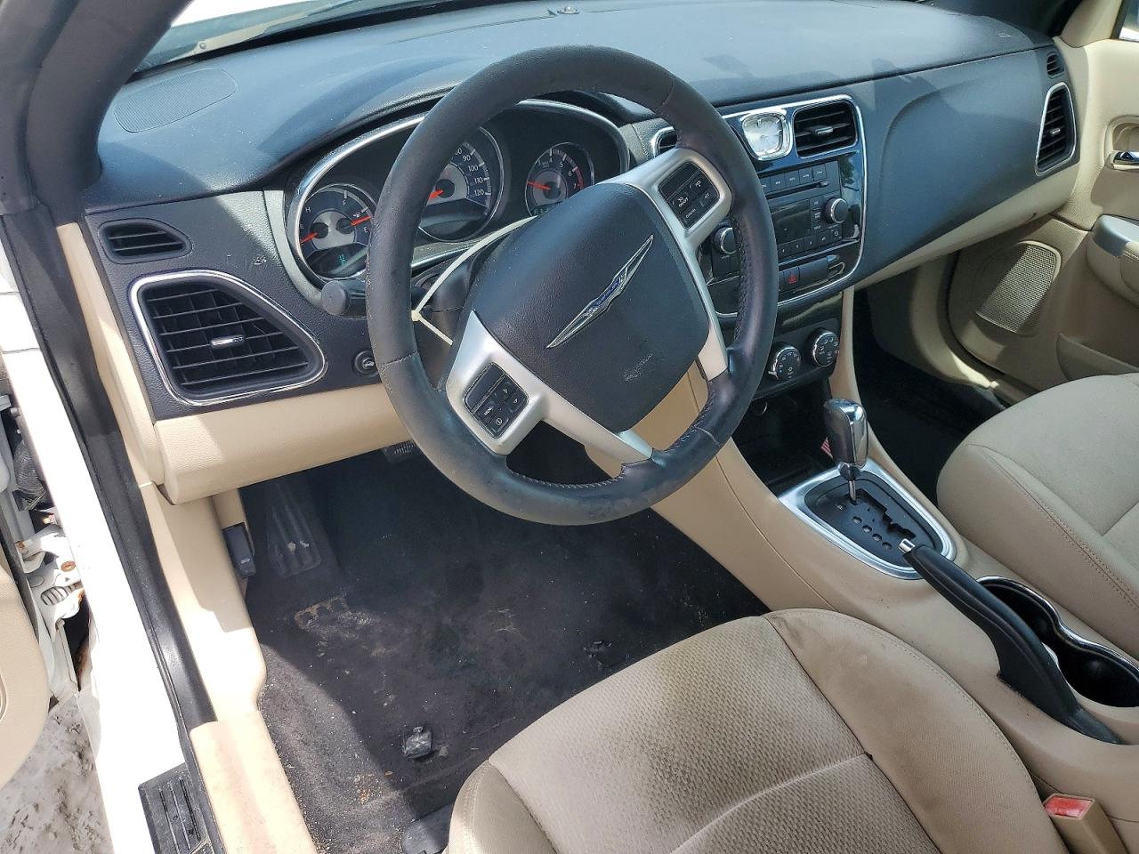 2013 Chrysler 200 Touring Белый vin: 1C3BCBEB1DN533011