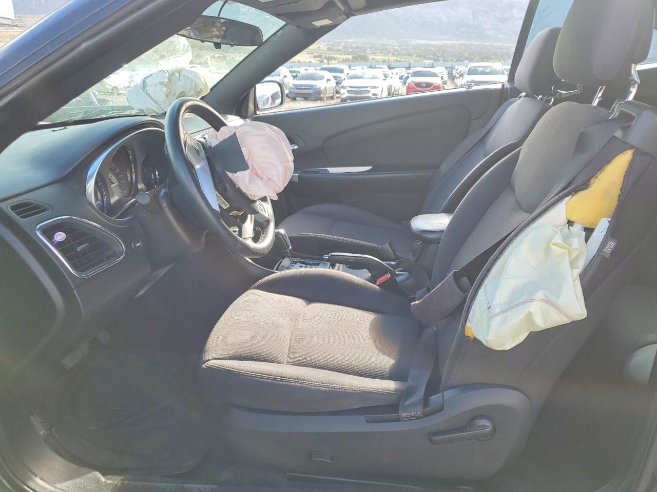 2013 Chrysler 200 Touring Черный vin: 1C3BCBEB4DN531687