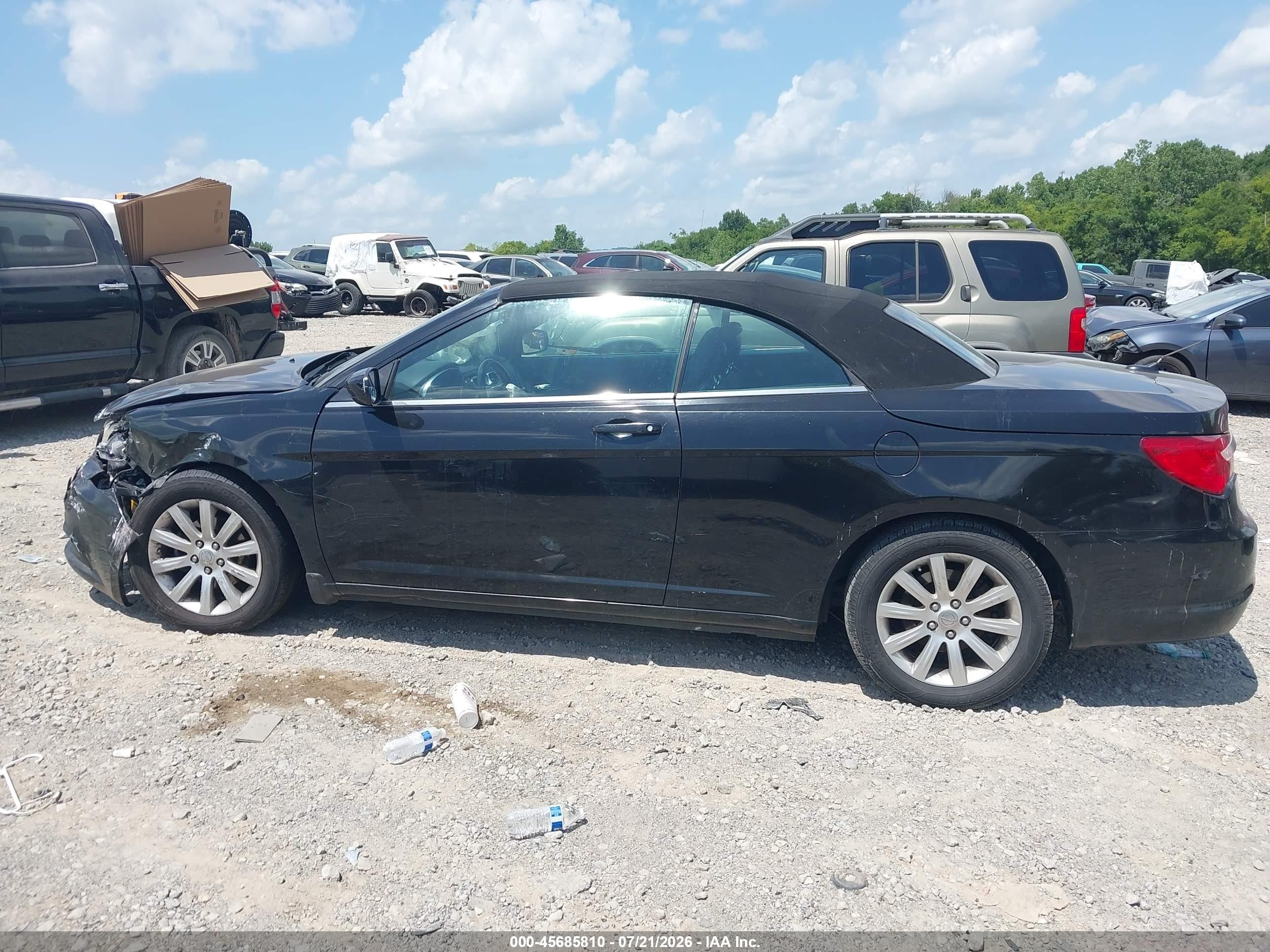 2013 Chrysler 200 Touring Black vin: 1C3BCBEB5DN594720