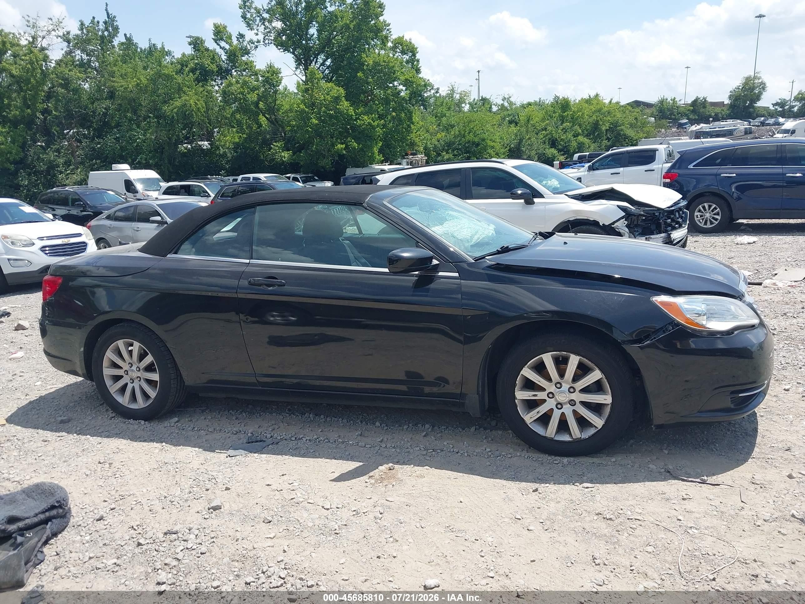 2013 Chrysler 200 Touring Black vin: 1C3BCBEB5DN594720