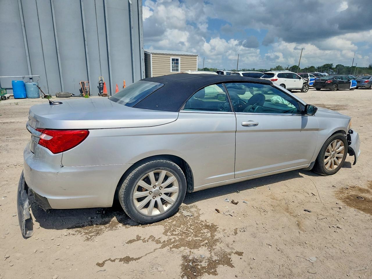 2012 Chrysler 200 Touring Silver vin: 1C3BCBEB6CN160384