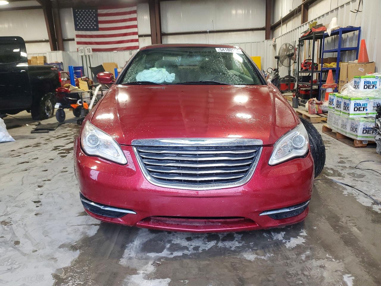 2014 Chrysler 200 Touring Red vin: 1C3BCBEB6EN115545
