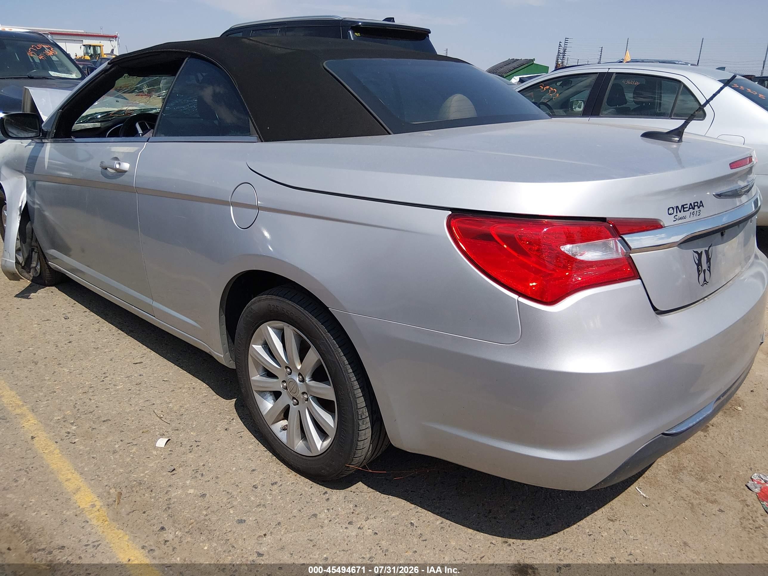 2012 Chrysler 200 Touring Silver vin: 1C3BCBEB7CN145151