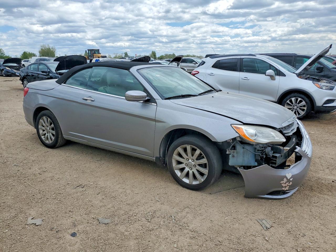 2013 Chrysler 200 Touring Silver vin: 1C3BCBEB9DN511595