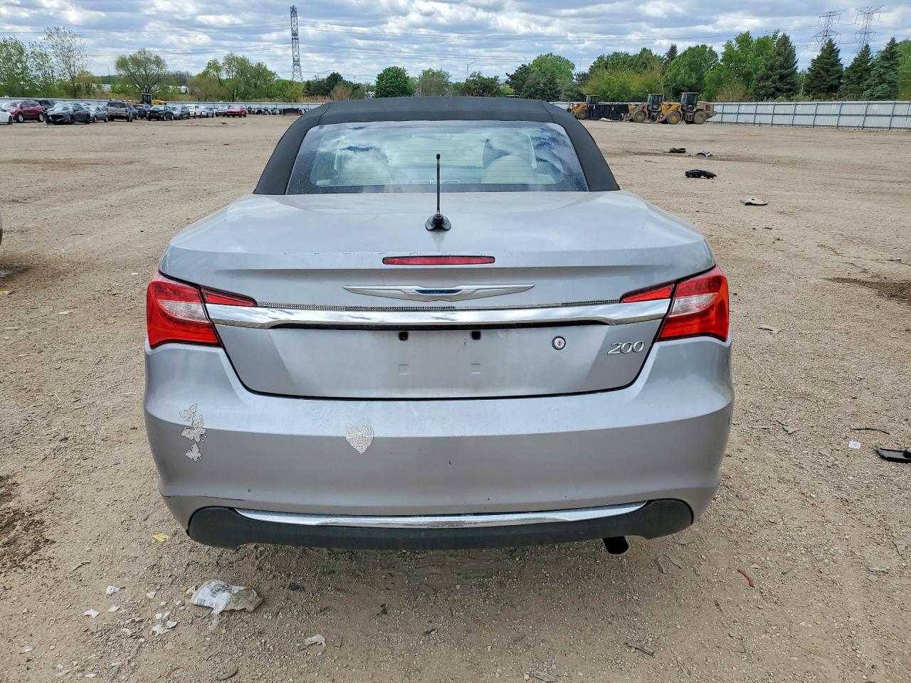2013 Chrysler 200 Touring Silver vin: 1C3BCBEB9DN511595