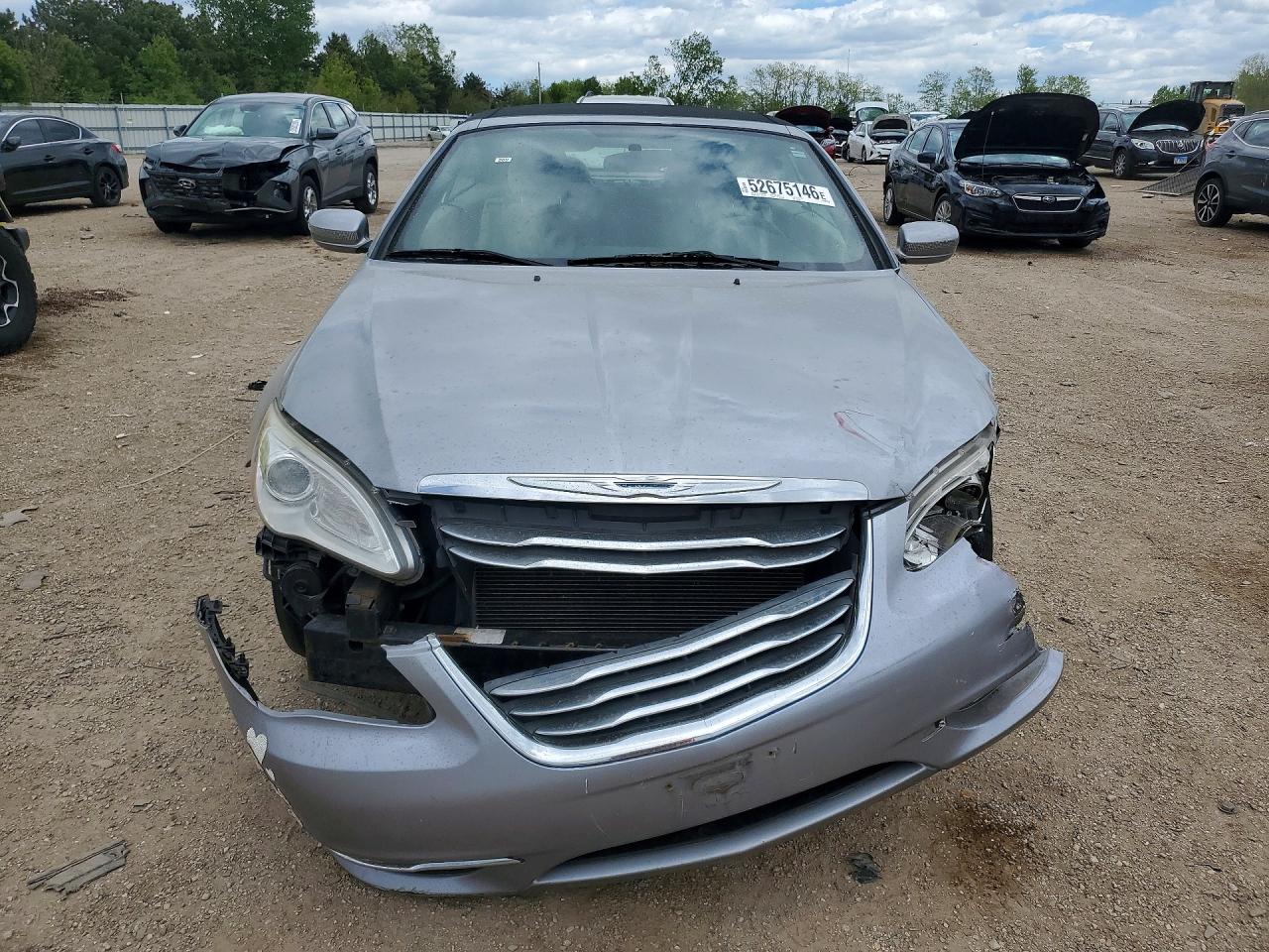 2013 Chrysler 200 Touring Silver vin: 1C3BCBEB9DN511595