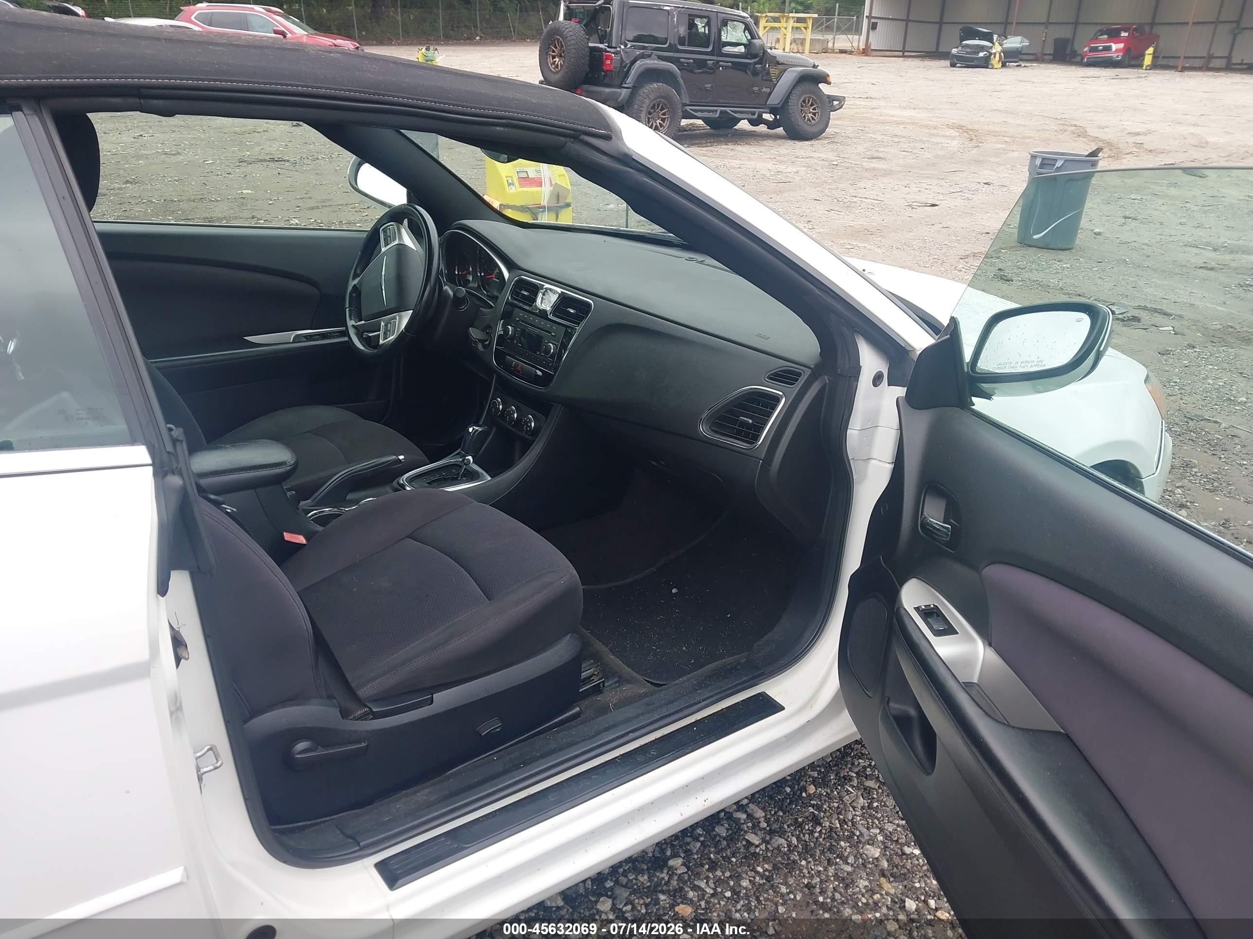 2012 Chrysler 200 Touring White vin: 1C3BCBEG1CN276006