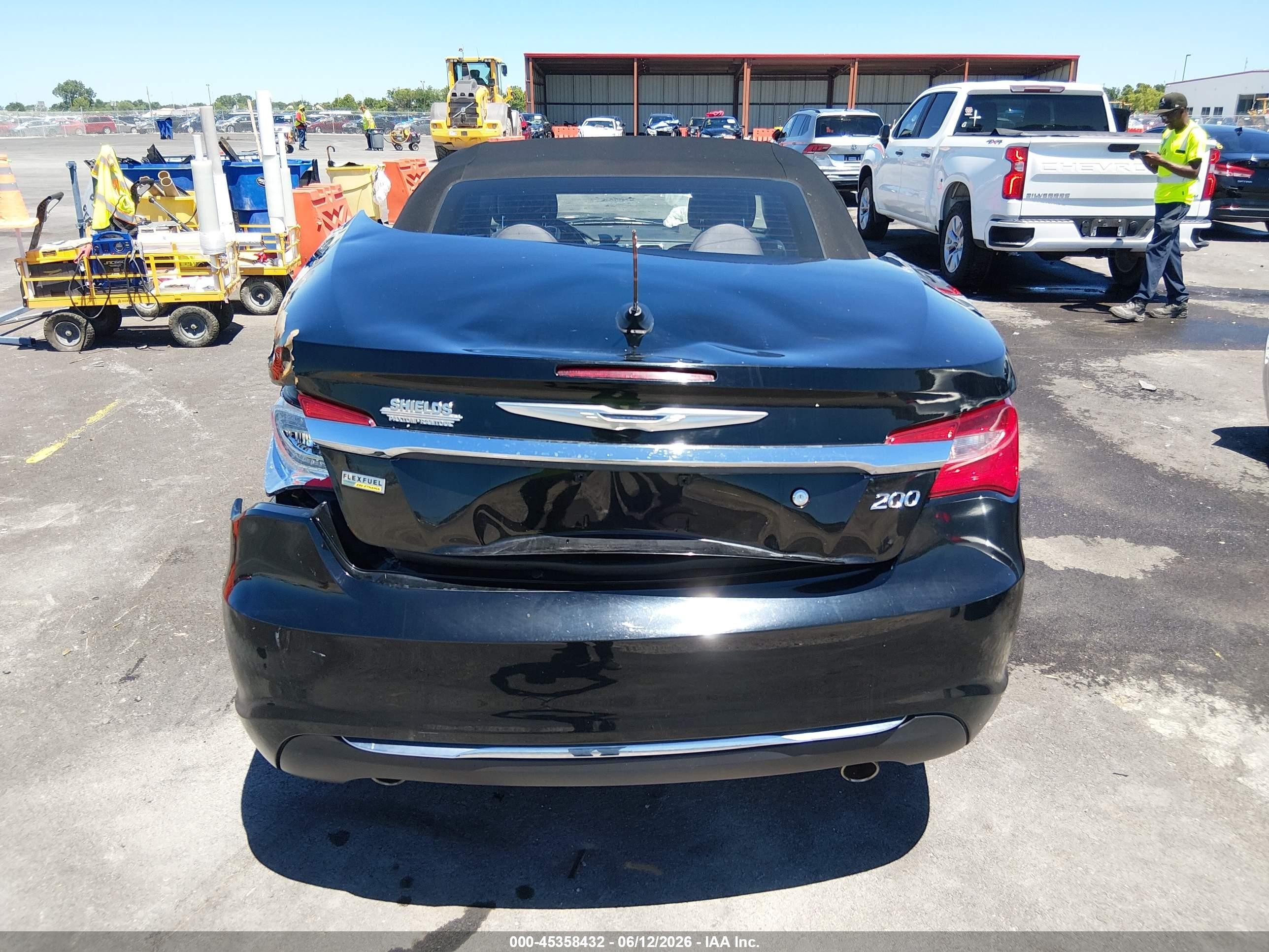 2014 Chrysler 200 Touring Black vin: 1C3BCBEG2EN127381