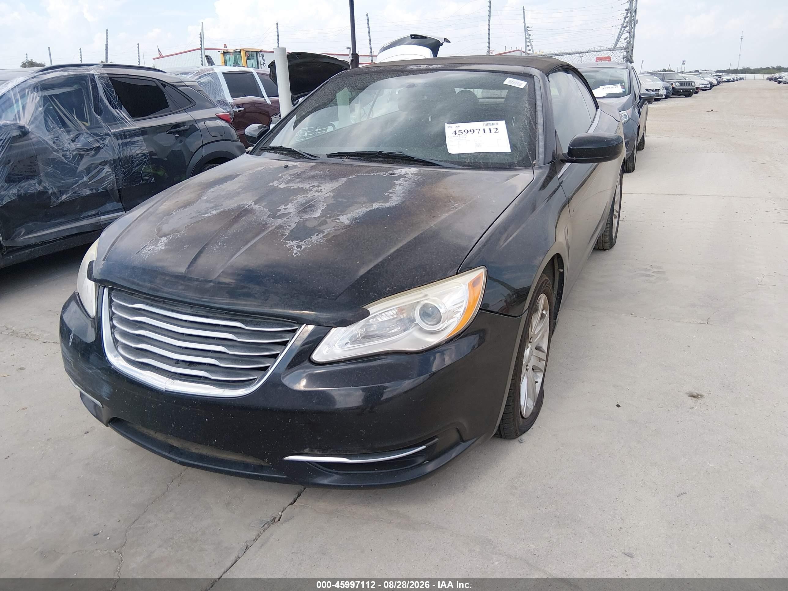 2013 Chrysler 200 Touring Black vin: 1C3BCBEG5DN501030