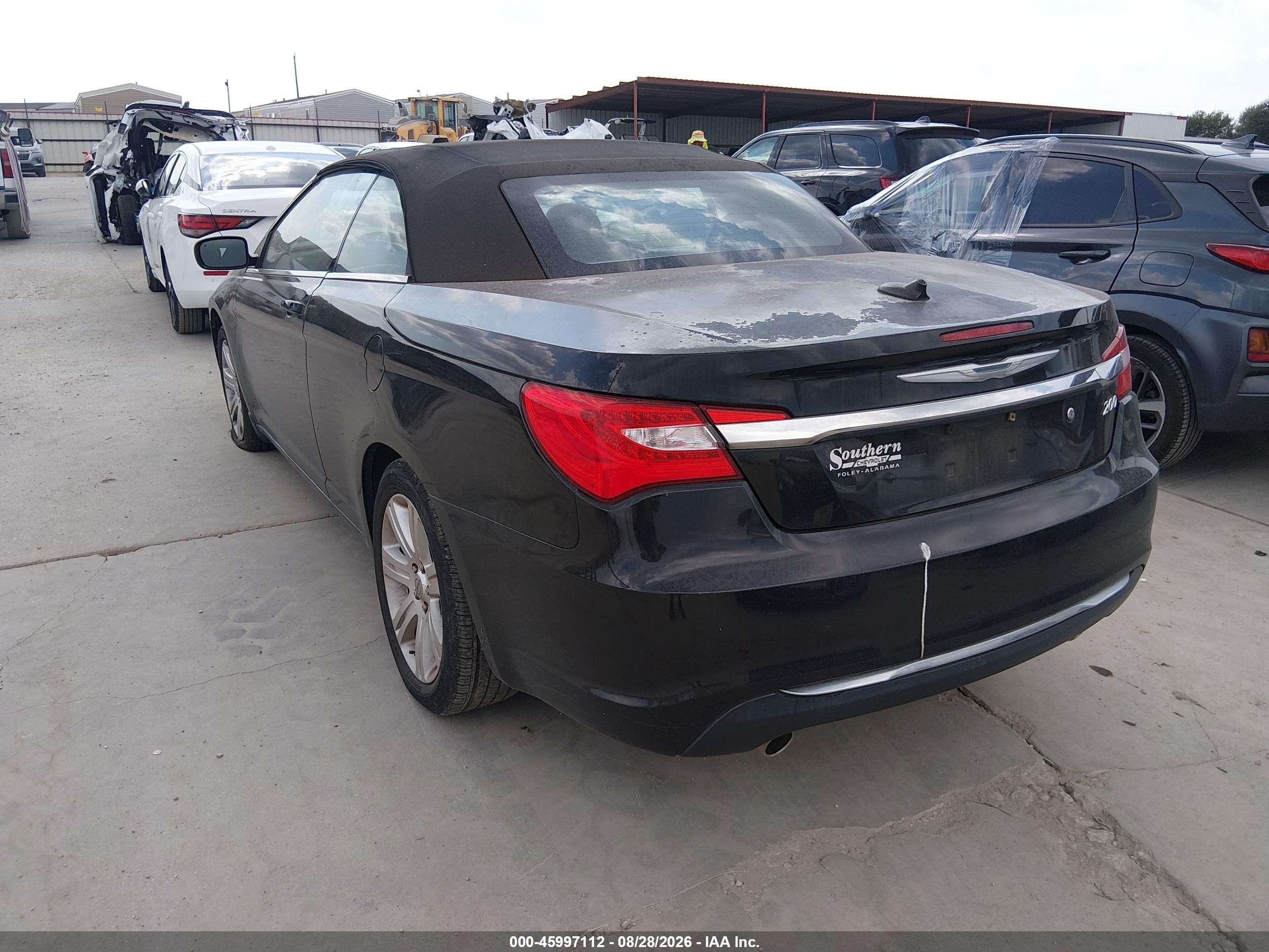 2013 Chrysler 200 Touring Black vin: 1C3BCBEG5DN501030