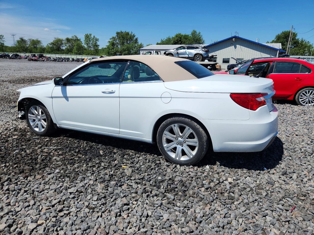 2012 Chrysler 200 Touring White vin: 1C3BCBEG8CN255556