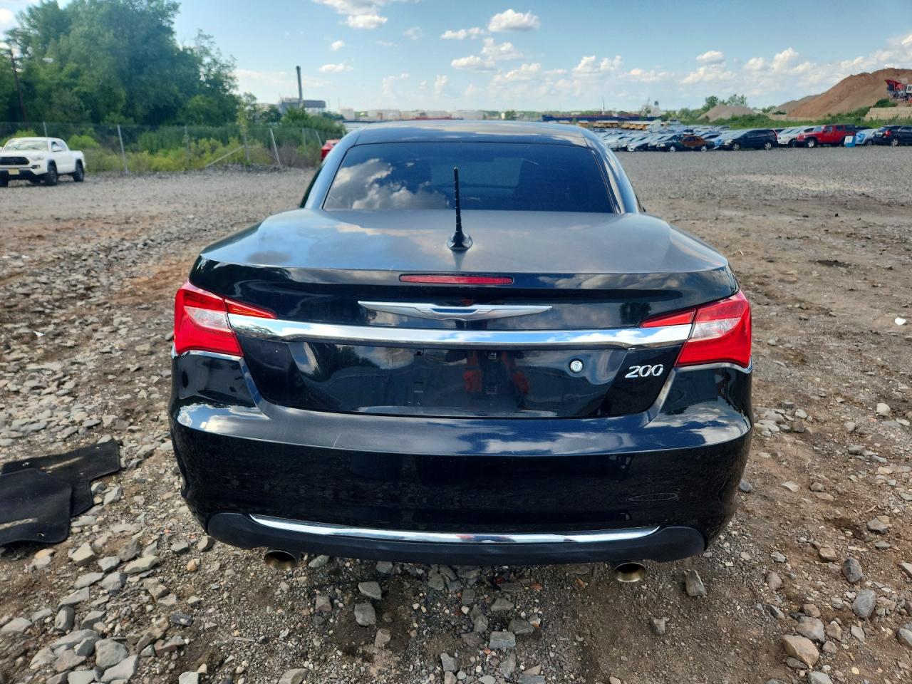 2013 Chrysler 200 Limited Black vin: 1C3BCBFG1DN685011