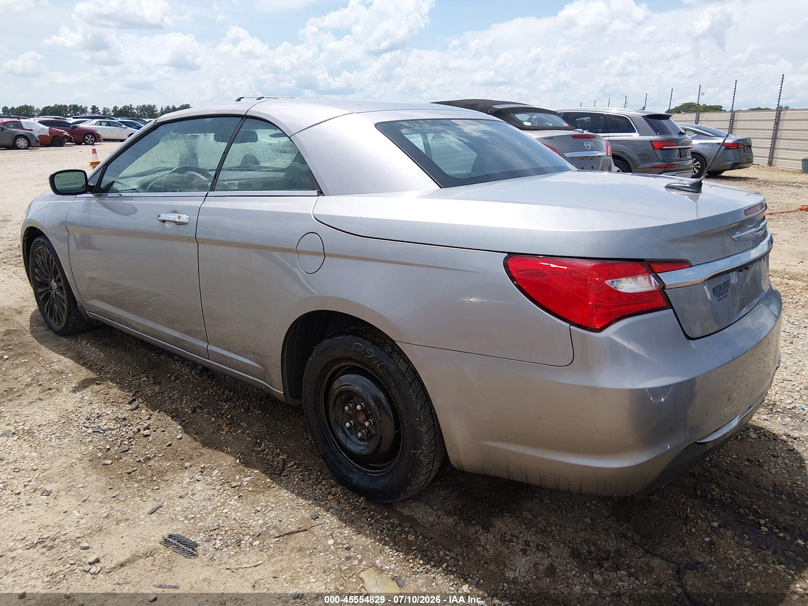 2013 Chrysler 200 Limited Silver vin: 1C3BCBFG2DN728786