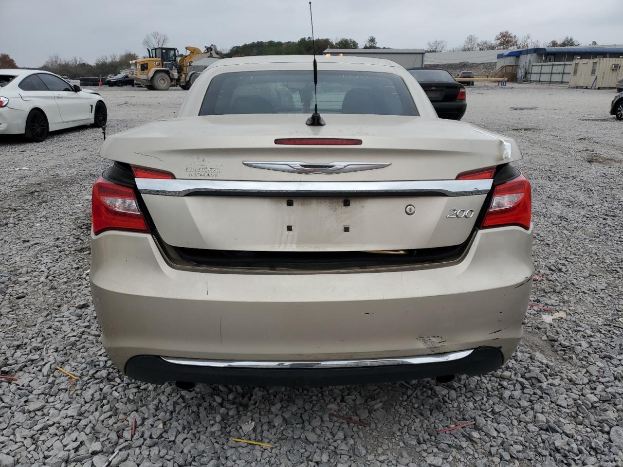2013 Chry 200 Limite Золотой vin: 1C3BCBFG3DN604221