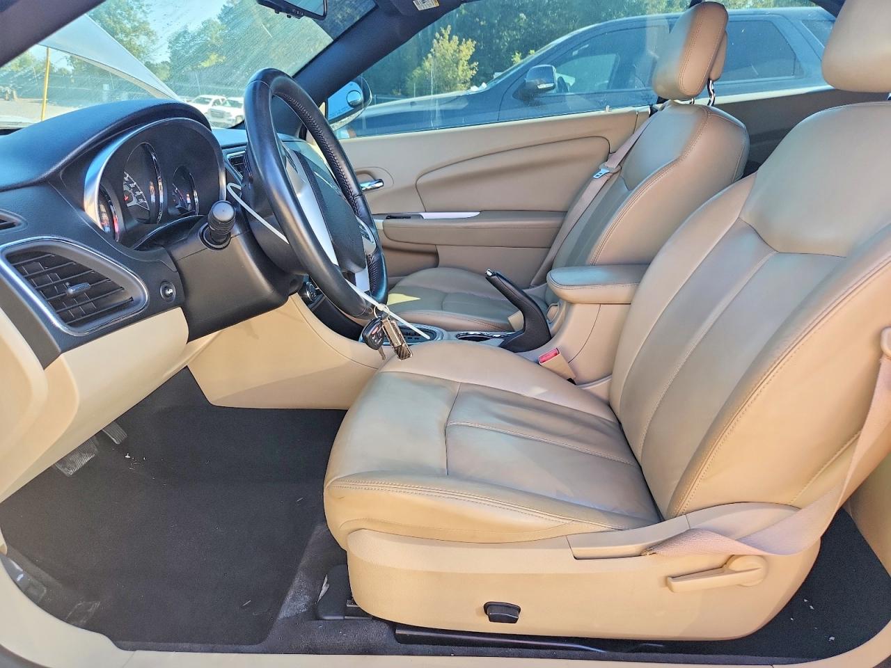 2014 Chrysler 200 Blue vin: 1C3BCBFG8EN134978