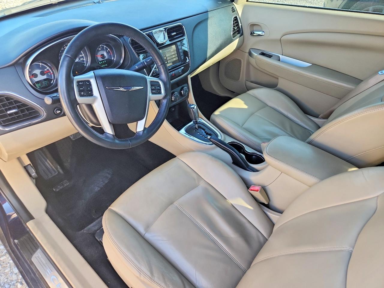 2014 Chrysler 200 Blue vin: 1C3BCBFG8EN134978