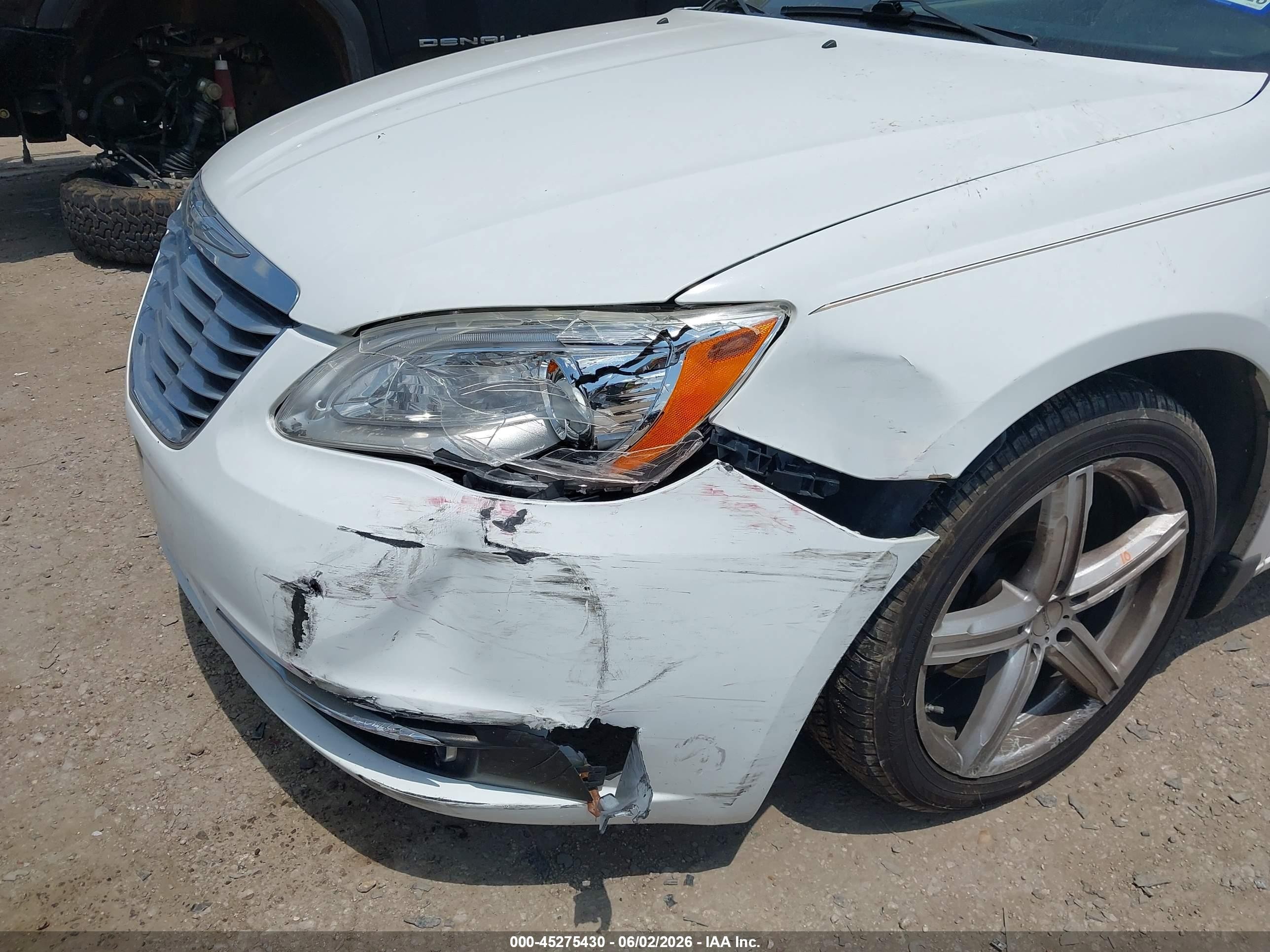 2012 Chrysler 200 Limited Белый vin: 1C3BCBFG9CN233712