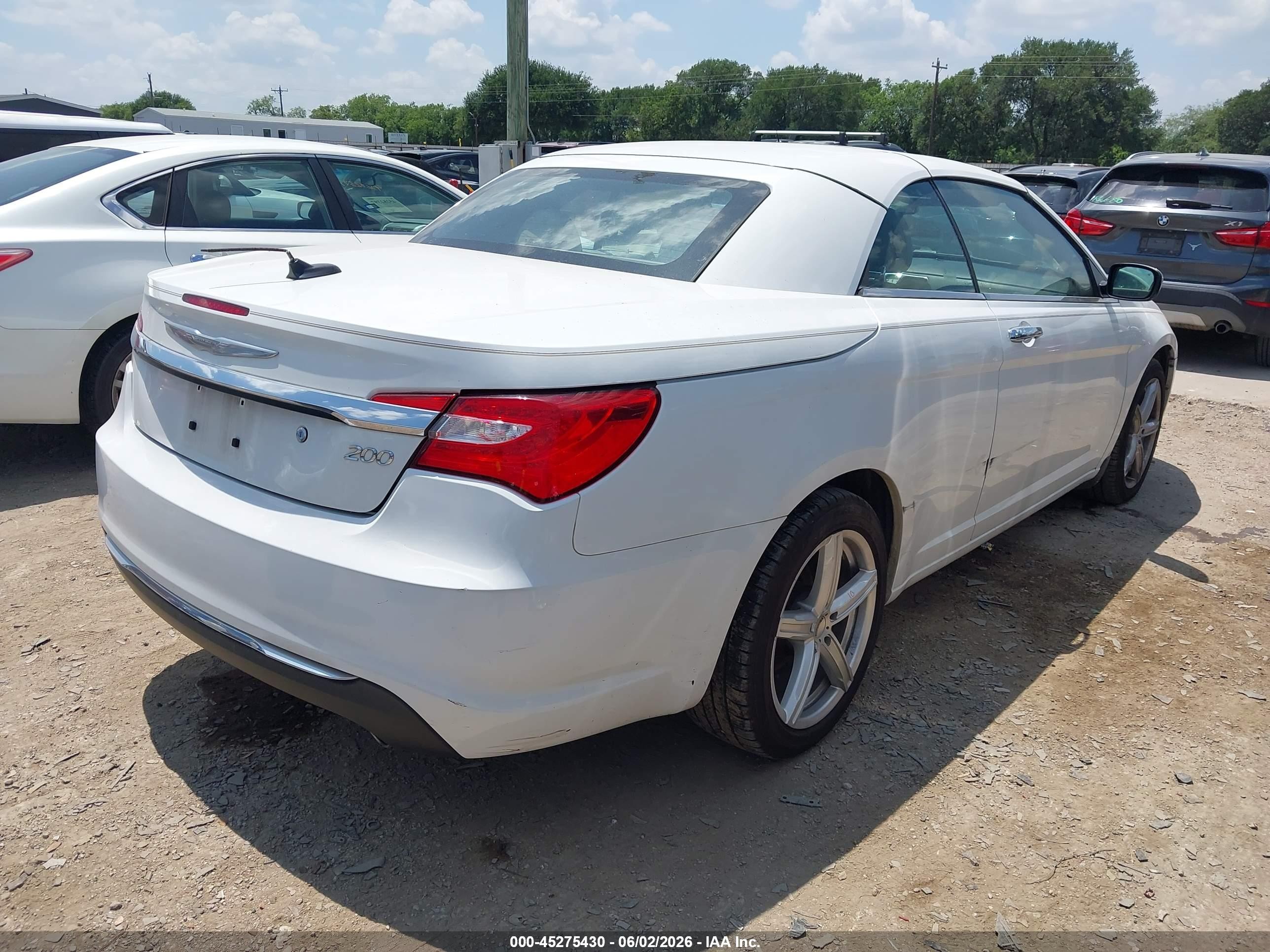 2012 Chrysler 200 Limited Белый vin: 1C3BCBFG9CN233712