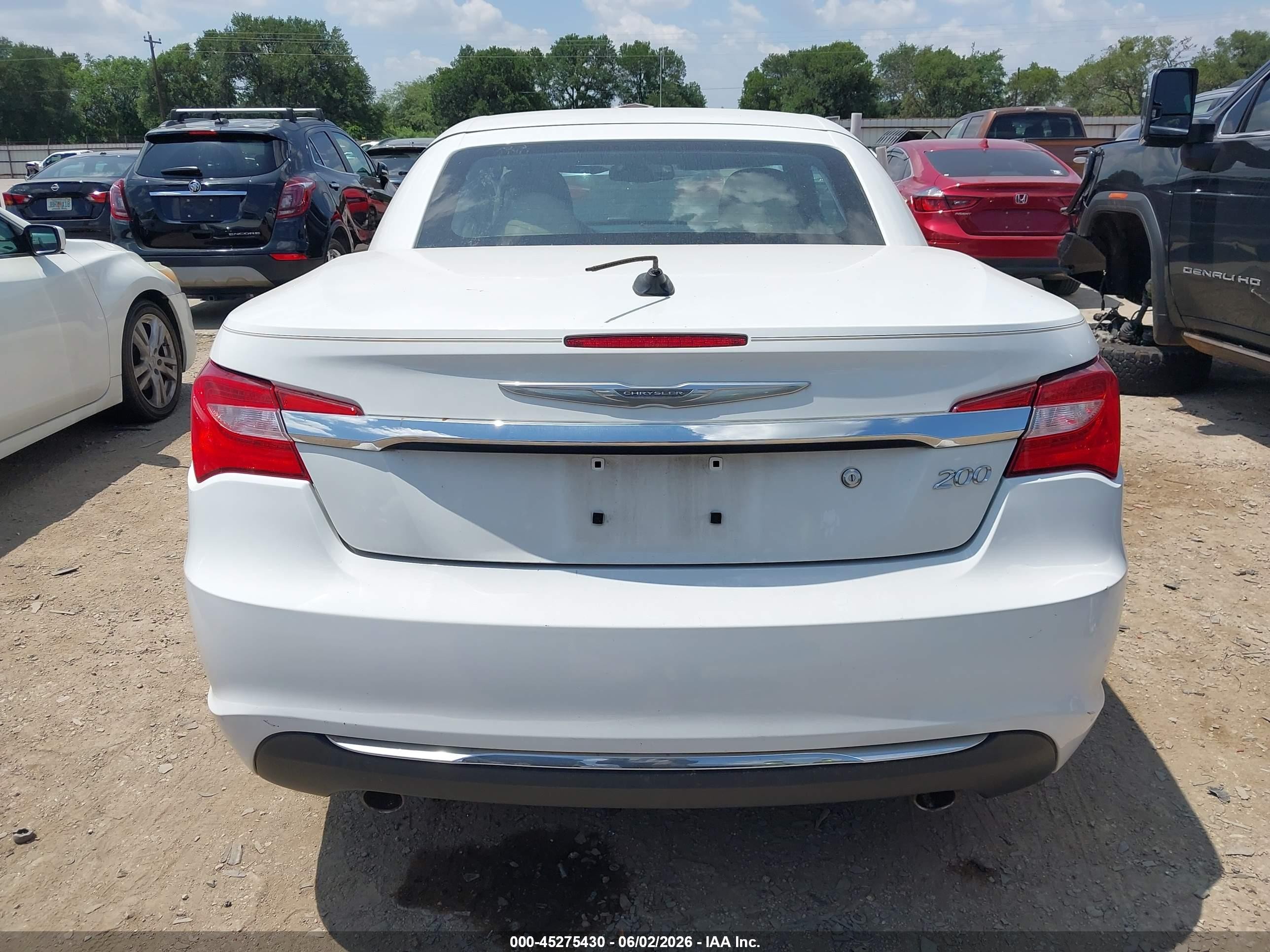 2012 Chrysler 200 Limited Белый vin: 1C3BCBFG9CN233712