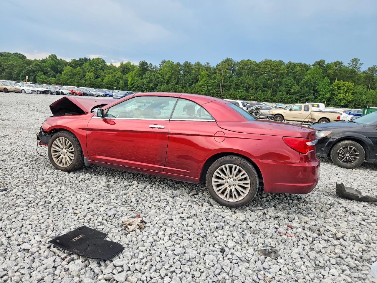 2013 Chrysler 200 Limited Burgundy vin: 1C3BCBFG9DN737243