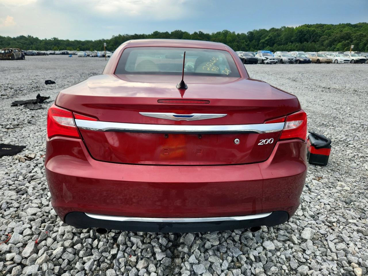 2013 Chrysler 200 Limited Burgundy vin: 1C3BCBFG9DN737243