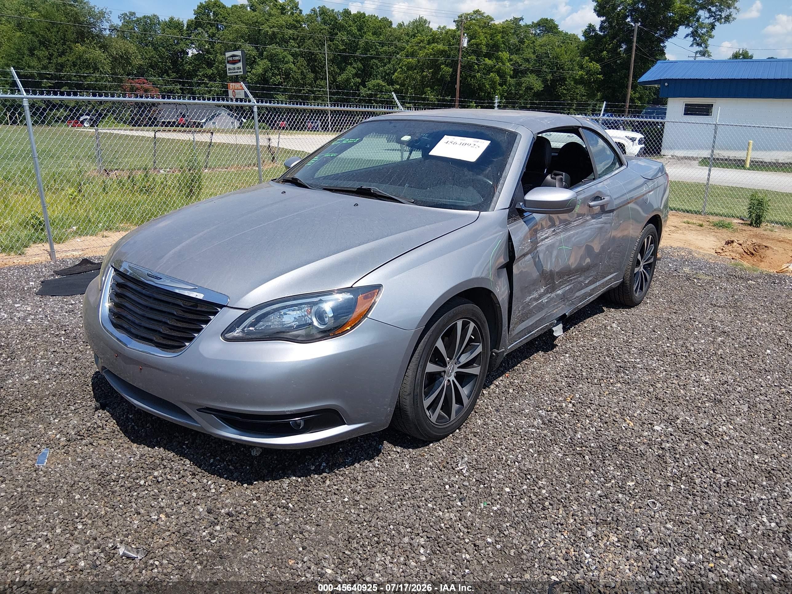 2013 Chrysler 200 S Silver vin: 1C3BCBGG2DN684996