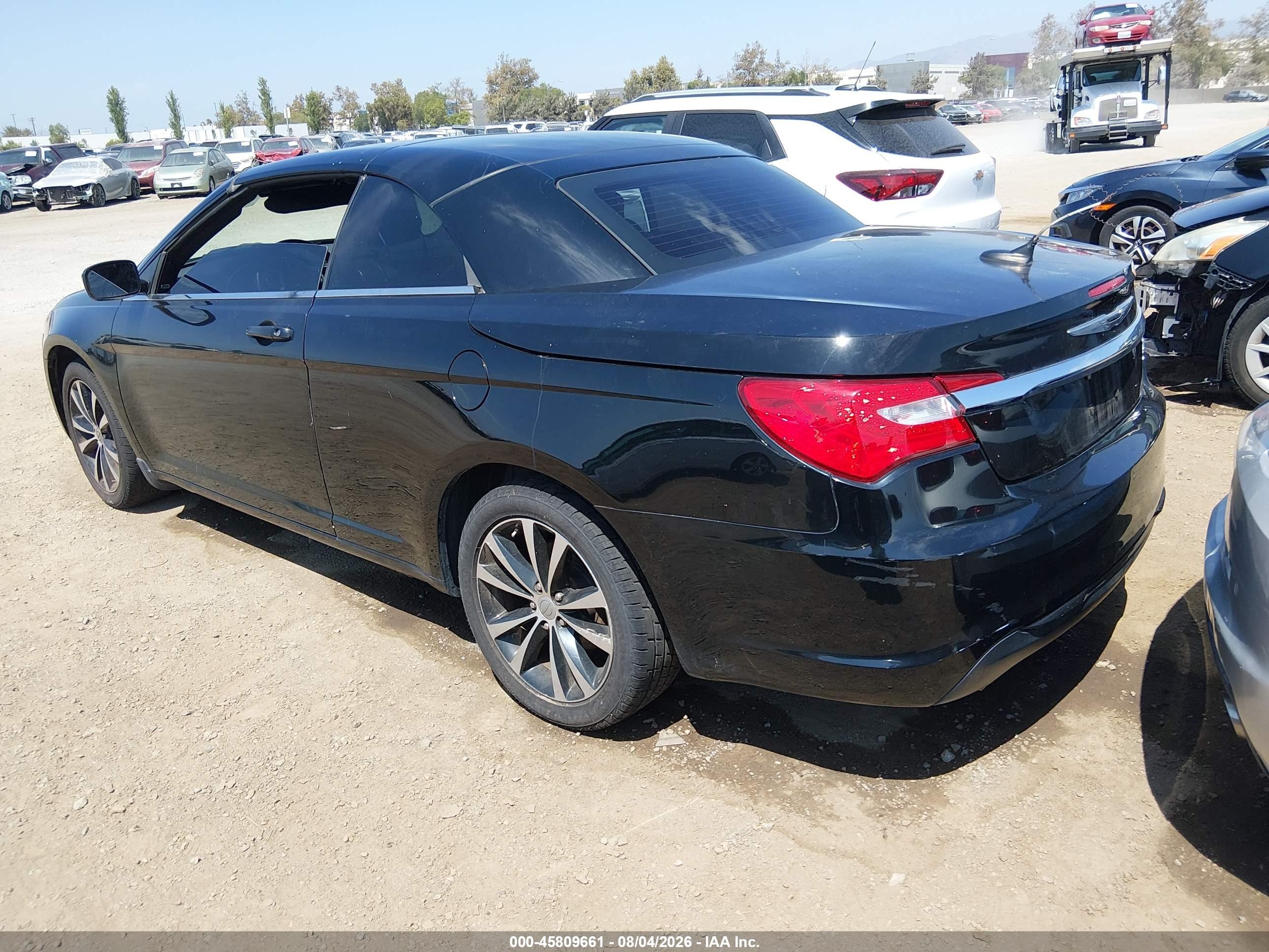 2012 Chrysler 200 S Черный vin: 1C3BCBGG3CN174137