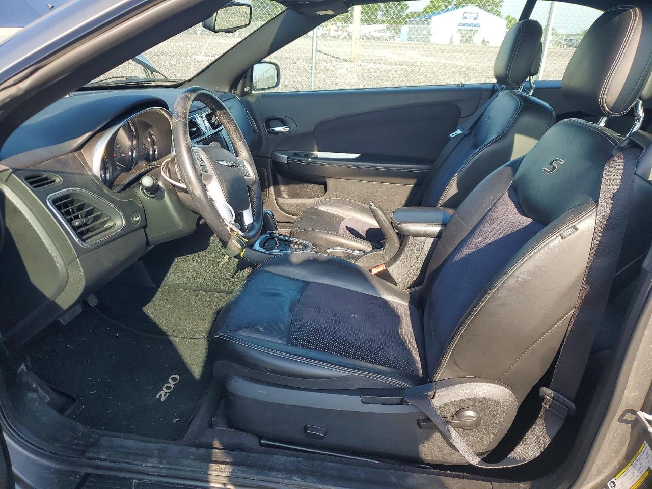 2012 Chrysler 200 S Gray vin: 1C3BCBGG3CN321914