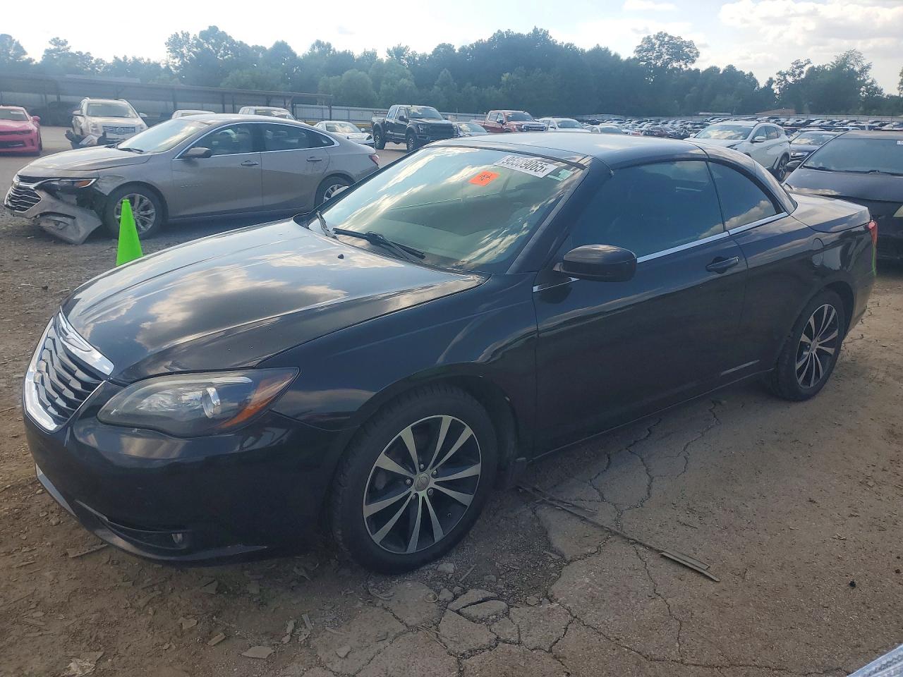 2013 Chrysler 200 S Black vin: 1C3BCBGG5DN676505