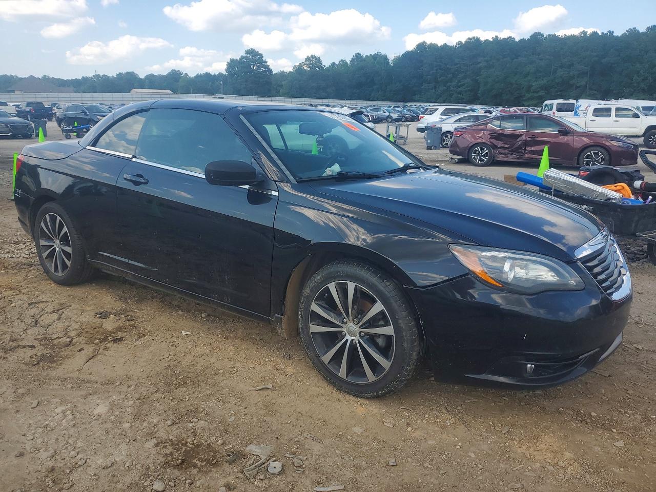 2013 Chrysler 200 S Black vin: 1C3BCBGG5DN676505