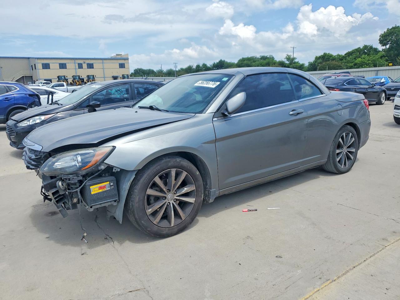 2013 Chrysler 200 S Gray vin: 1C3BCBGGXDN655374