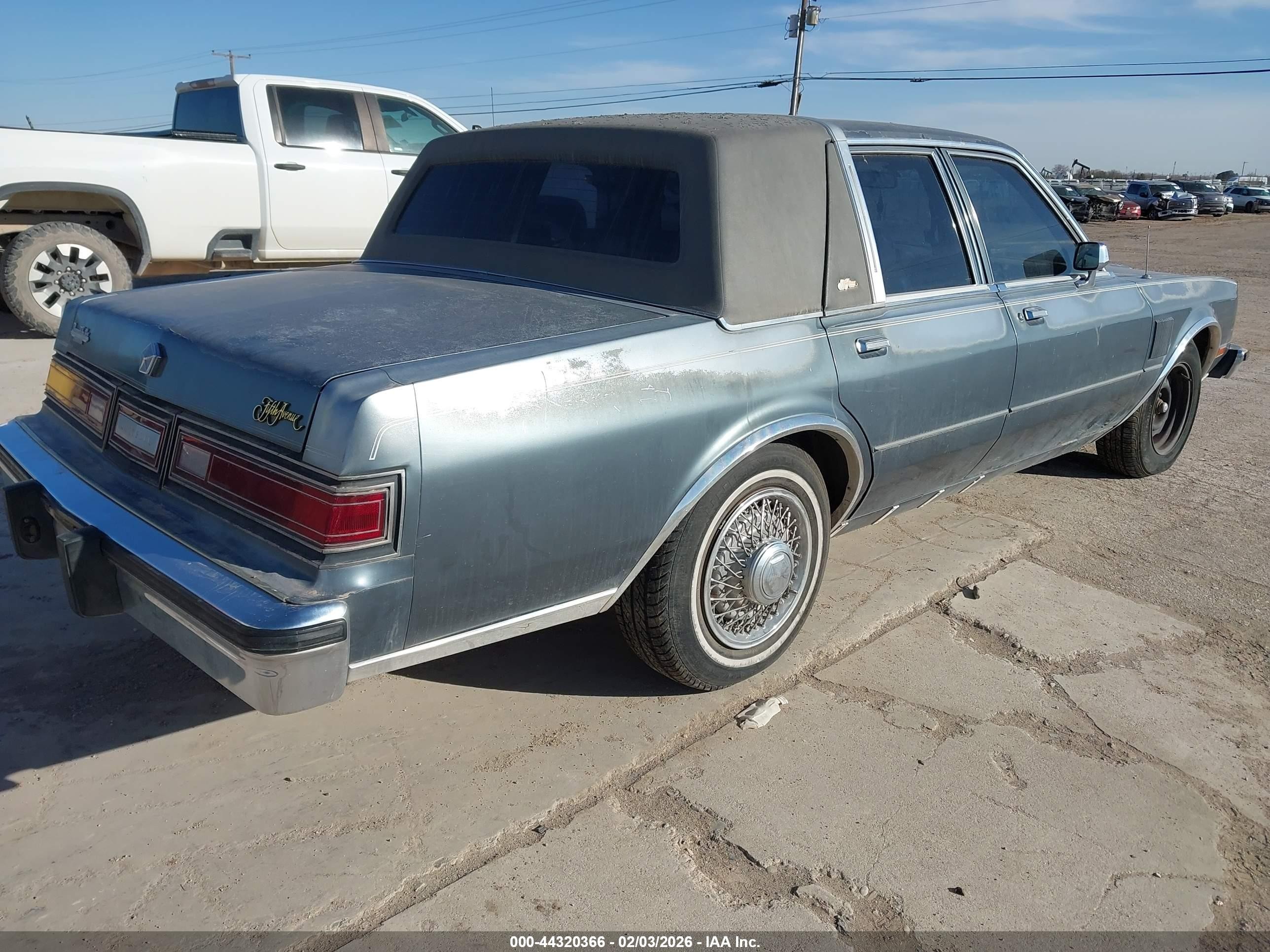 1986 Chrysler Fifth Avenue   Blue vin: 1C3BF66P2GX594059